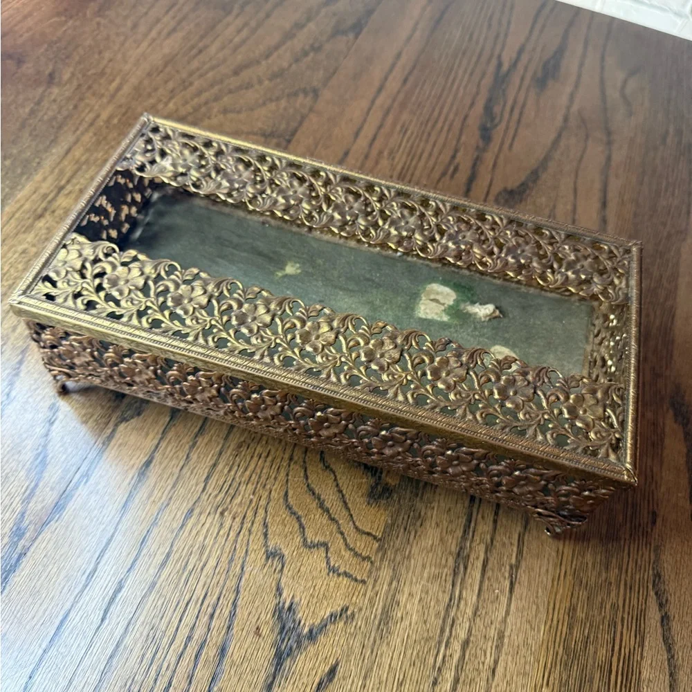 Vintage Hollywood Regency Gold-Tone Filigree Tissue Box Cover Jordan Marsh
